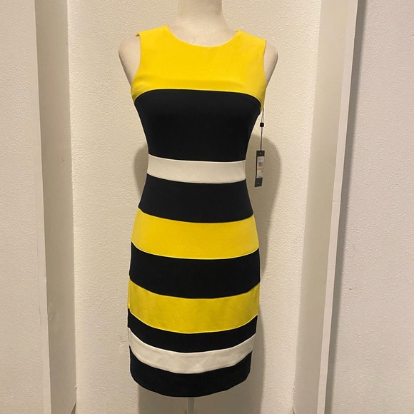 Tommy Hilfiger Dresses & Skirts - Tommy Hilfiger stripped dress